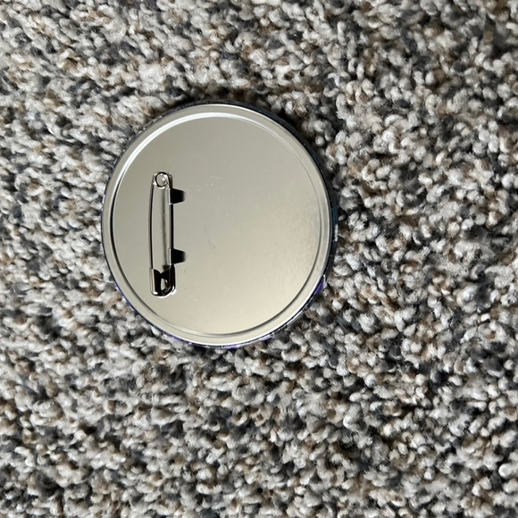 Tokyo Revengers Can Badge from Japan - Picture 3 of 3